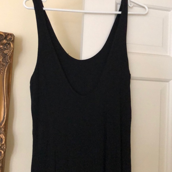 Black top/dress with low back - Picture 2 of 3